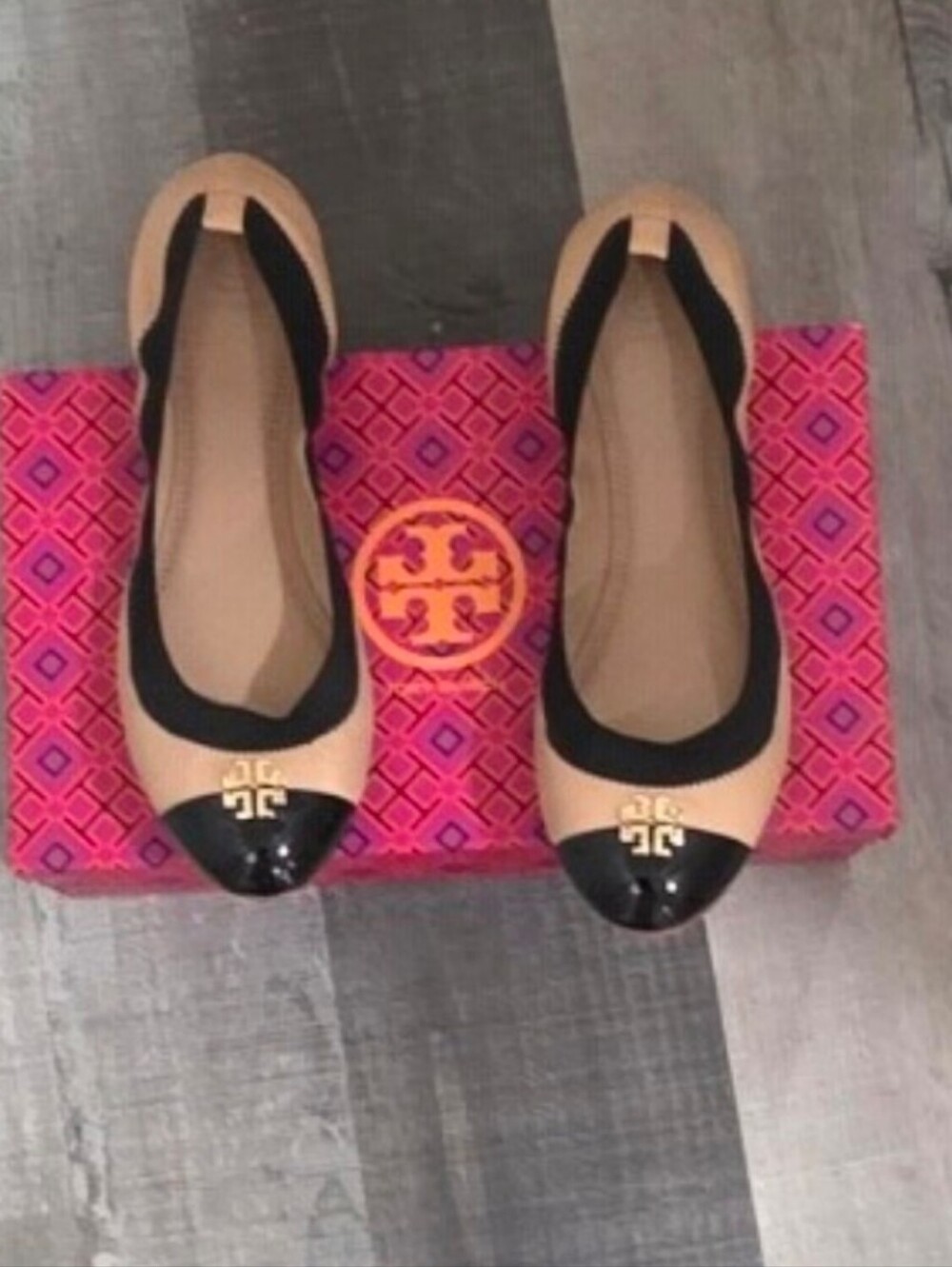 Tory Burch Leather Beige and Black Cap-Toe Ballet Flats New